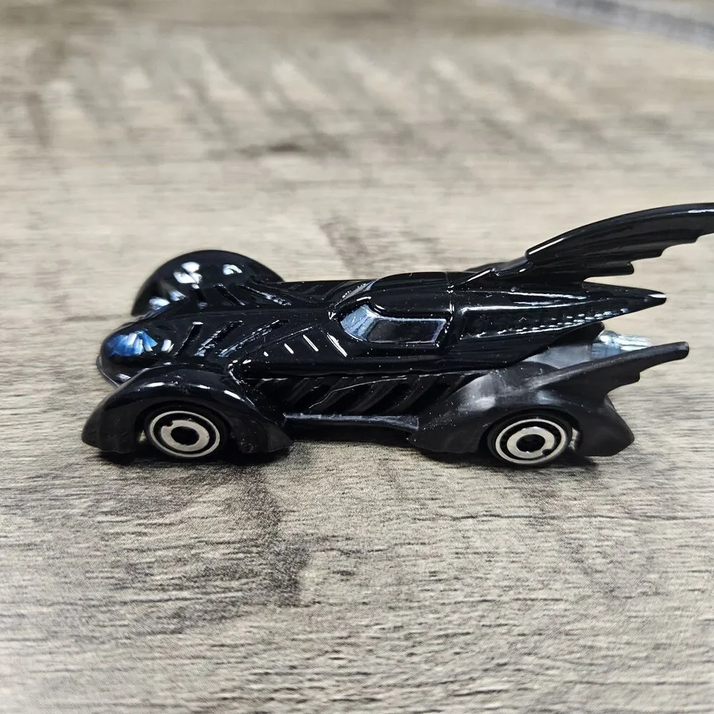 Hot Wheels Batman Forever Batmobile DC Comics Diecast 1/64 Mattel Loose Toy Car